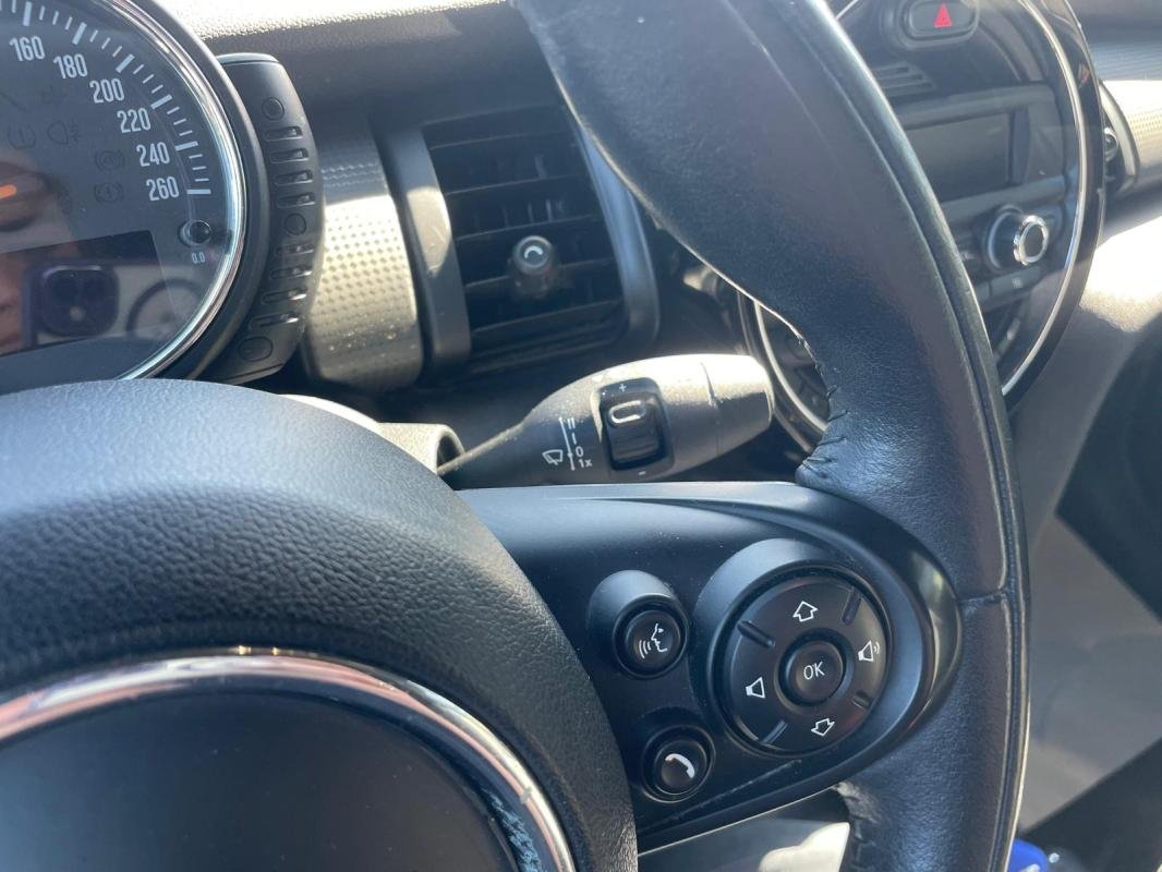Mini Cabrio - Photo 12