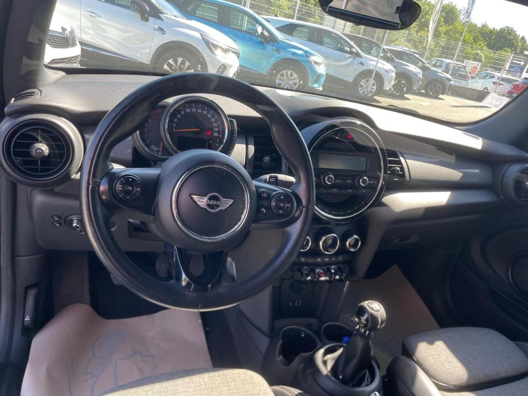 Mini Cabrio - Photo 8