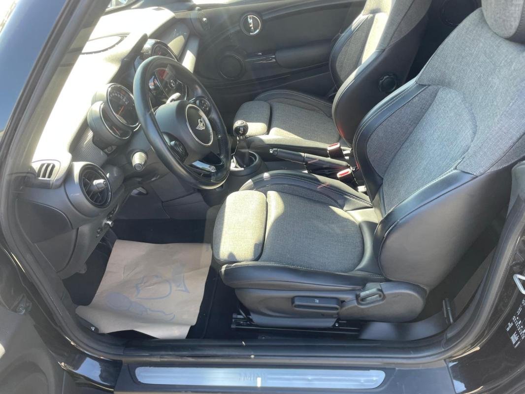 Mini Cabrio - Photo 9