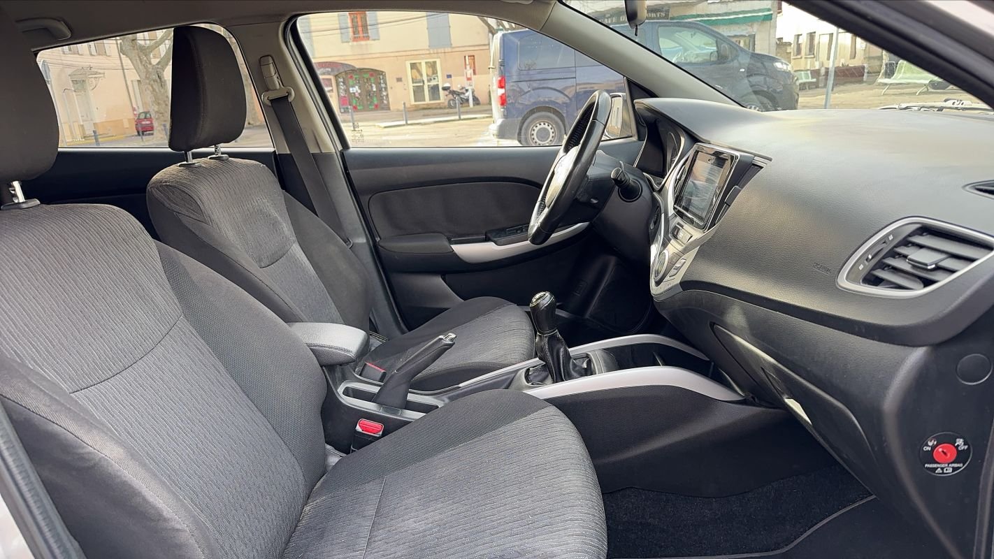 Suzuki Baleno - Photo 27