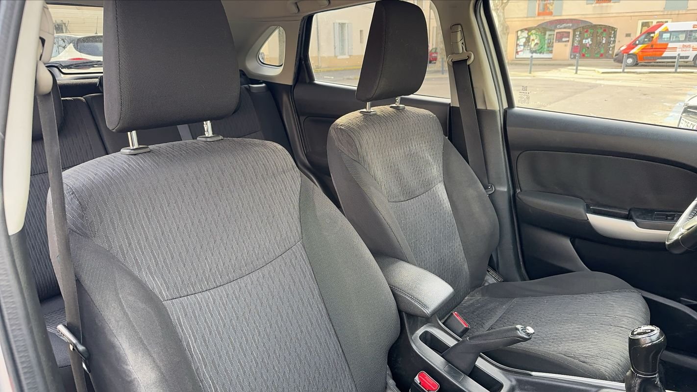 Suzuki Baleno - Photo 28