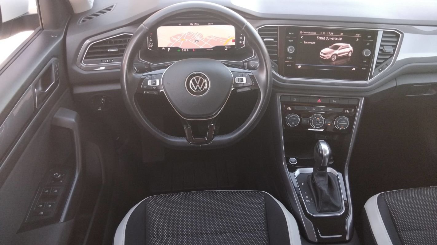 Volkswagen T-Roc - Photo 23