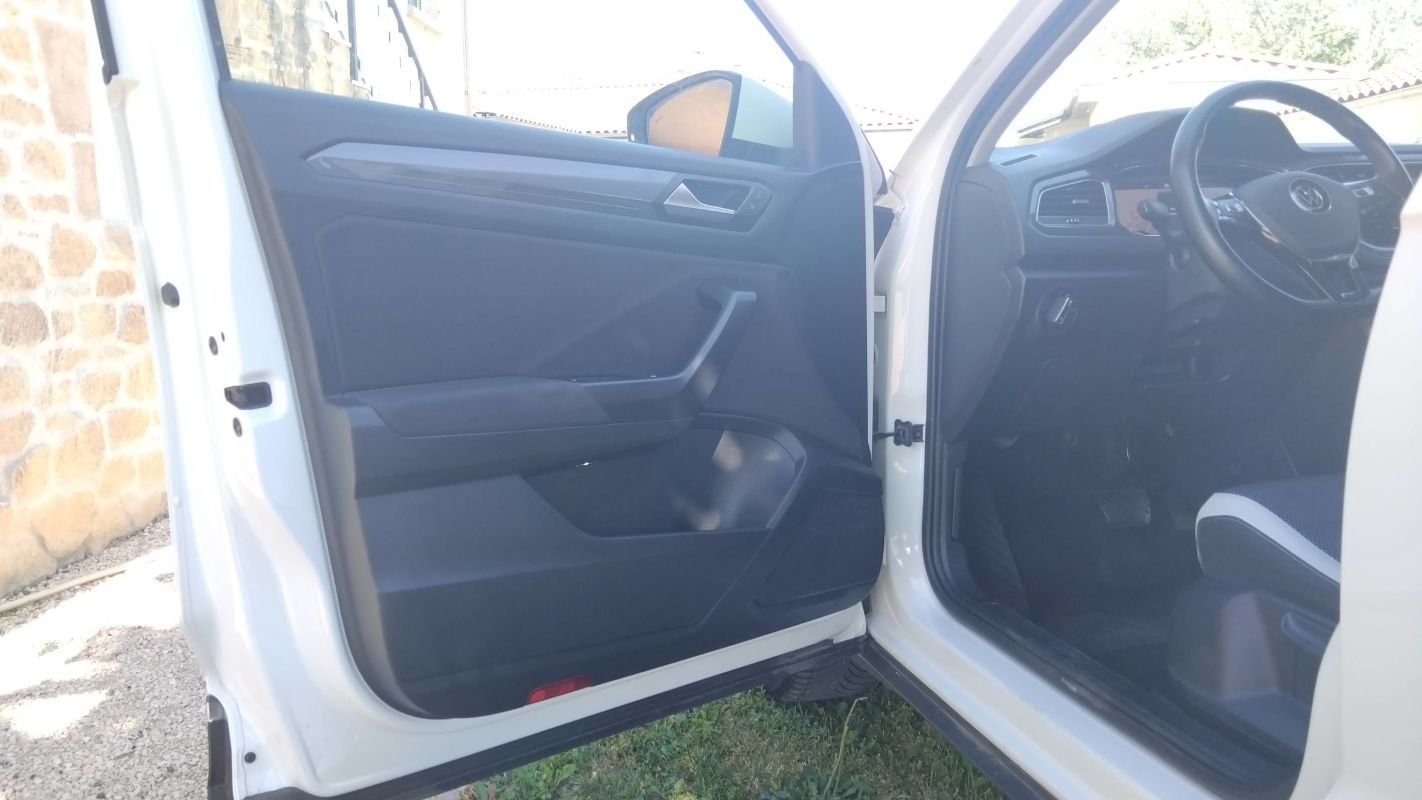 Volkswagen T-Roc - Photo 7