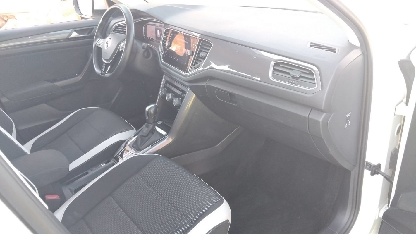 Volkswagen T-Roc - Photo 10