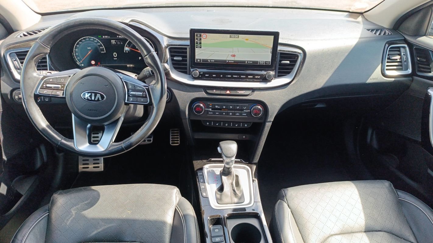 Kia Xceed - Photo 11