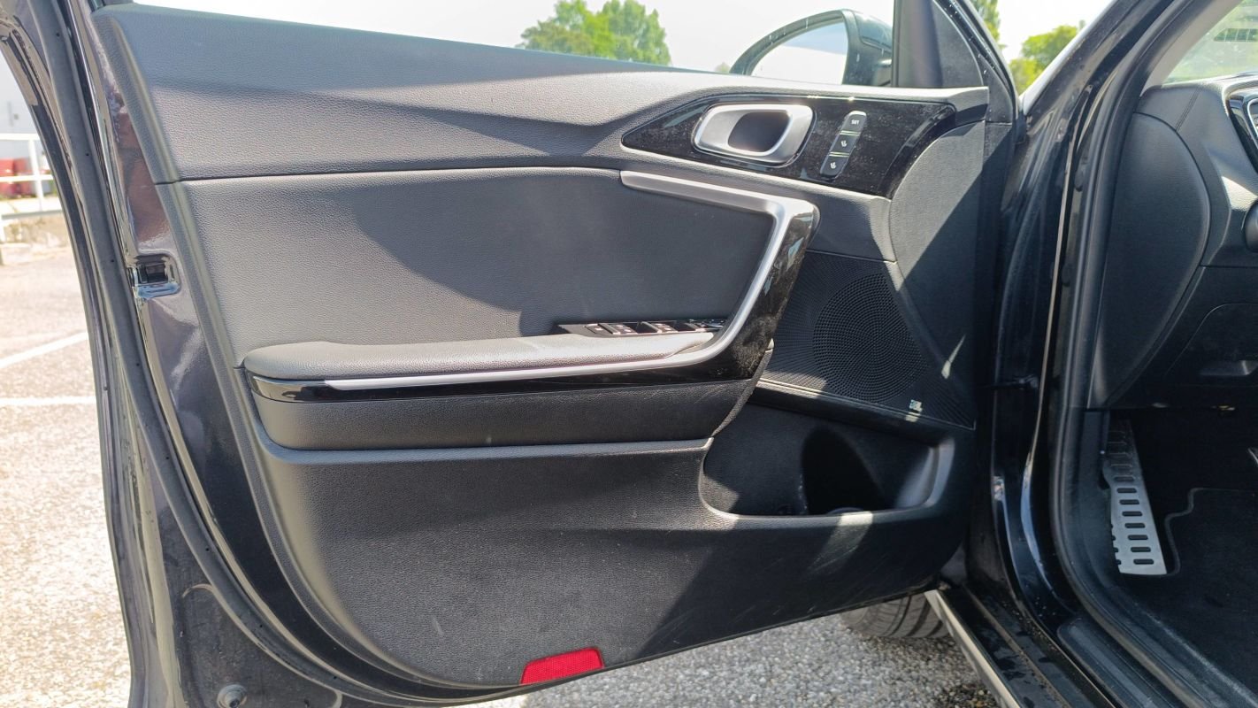 Kia Xceed - Photo 7