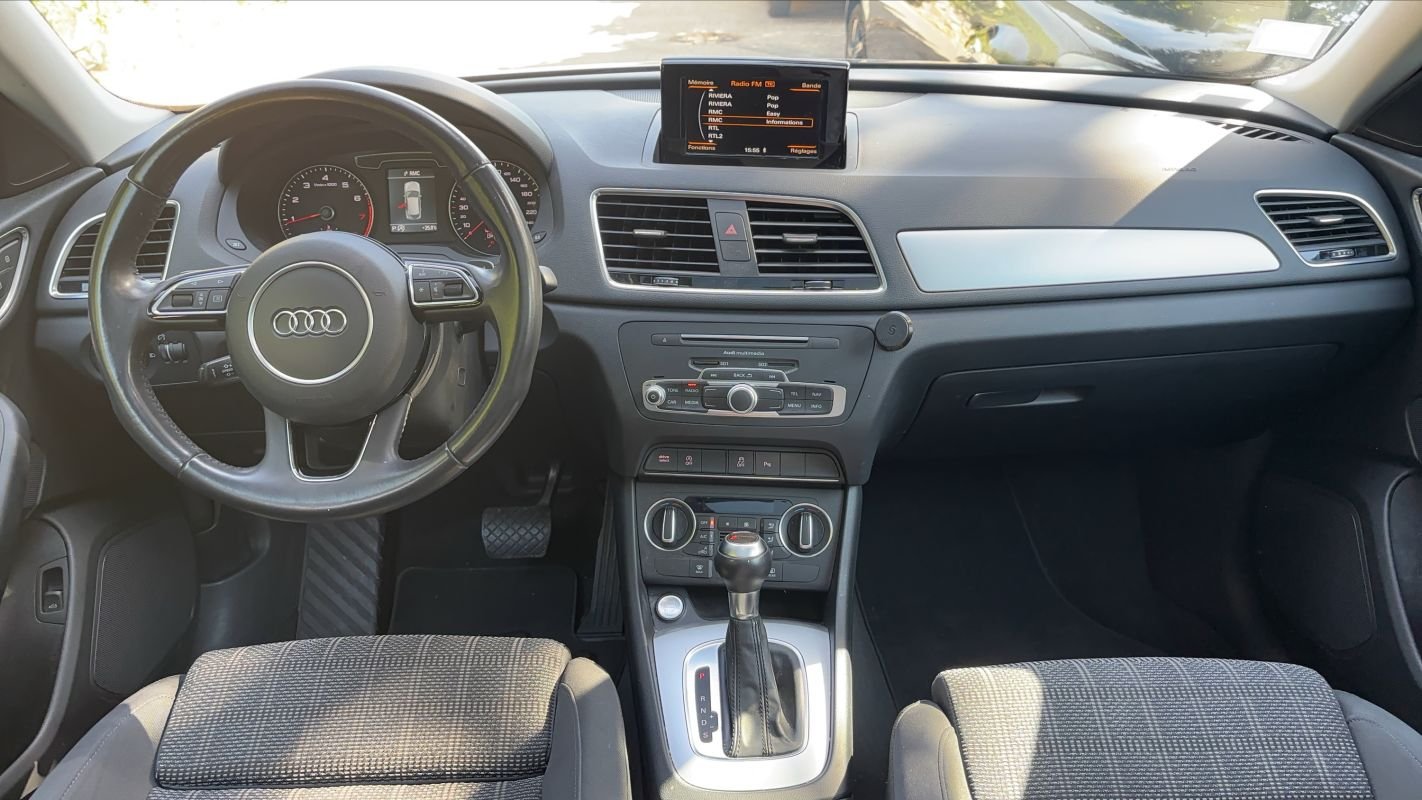 Audi Q3 - Photo 11