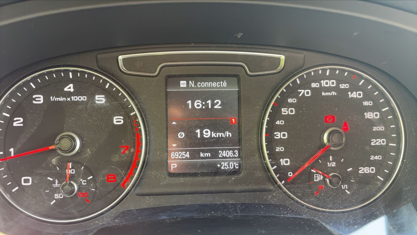 Audi Q3 - Photo 12