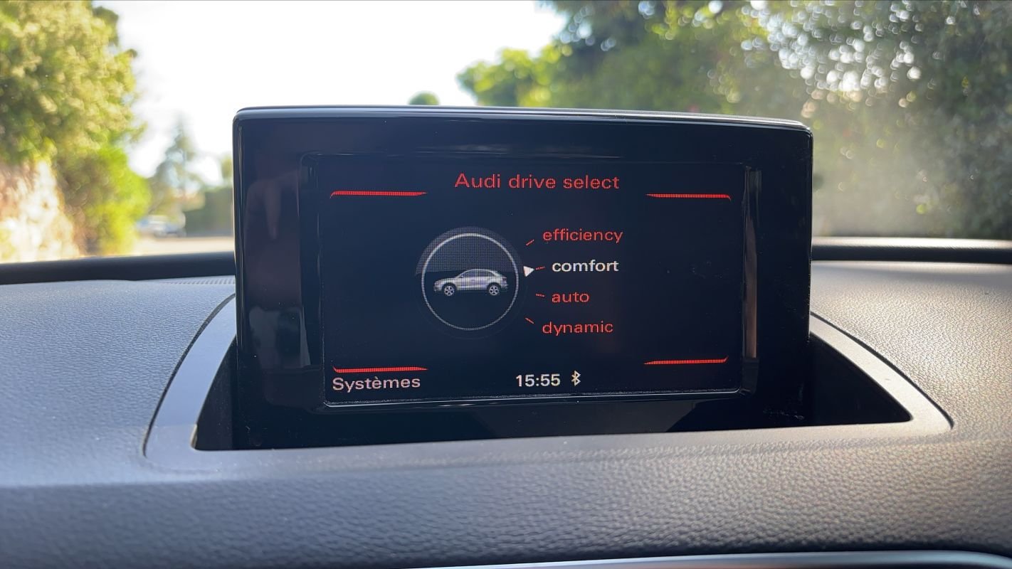 Audi Q3 - Photo 23
