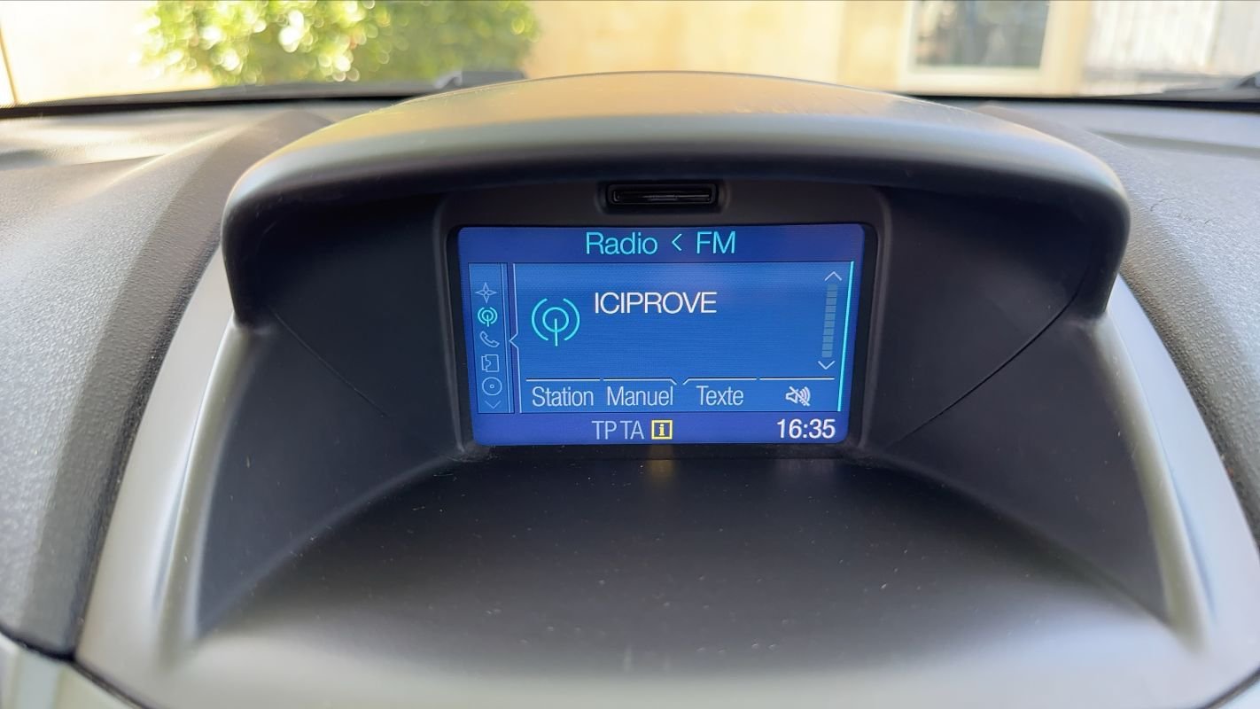 Ford Fiesta - Photo 24