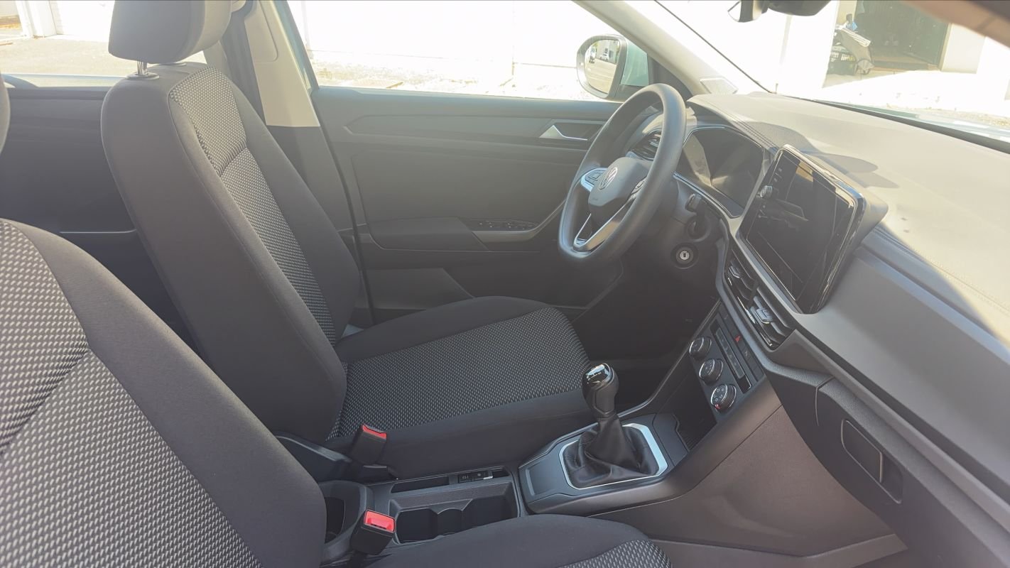 Volkswagen T-Roc - Photo 27