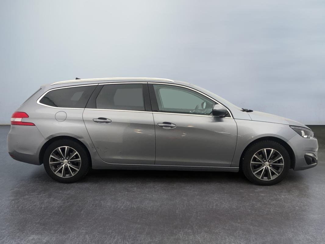 Peugeot 308 SW - Photo 6