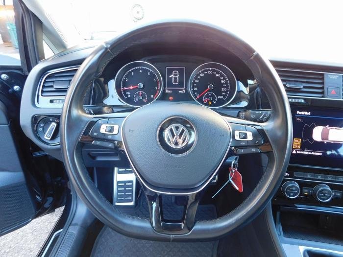 Volkswagen Golf - Photo 14