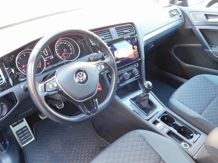 Volkswagen Golf - Photo 16