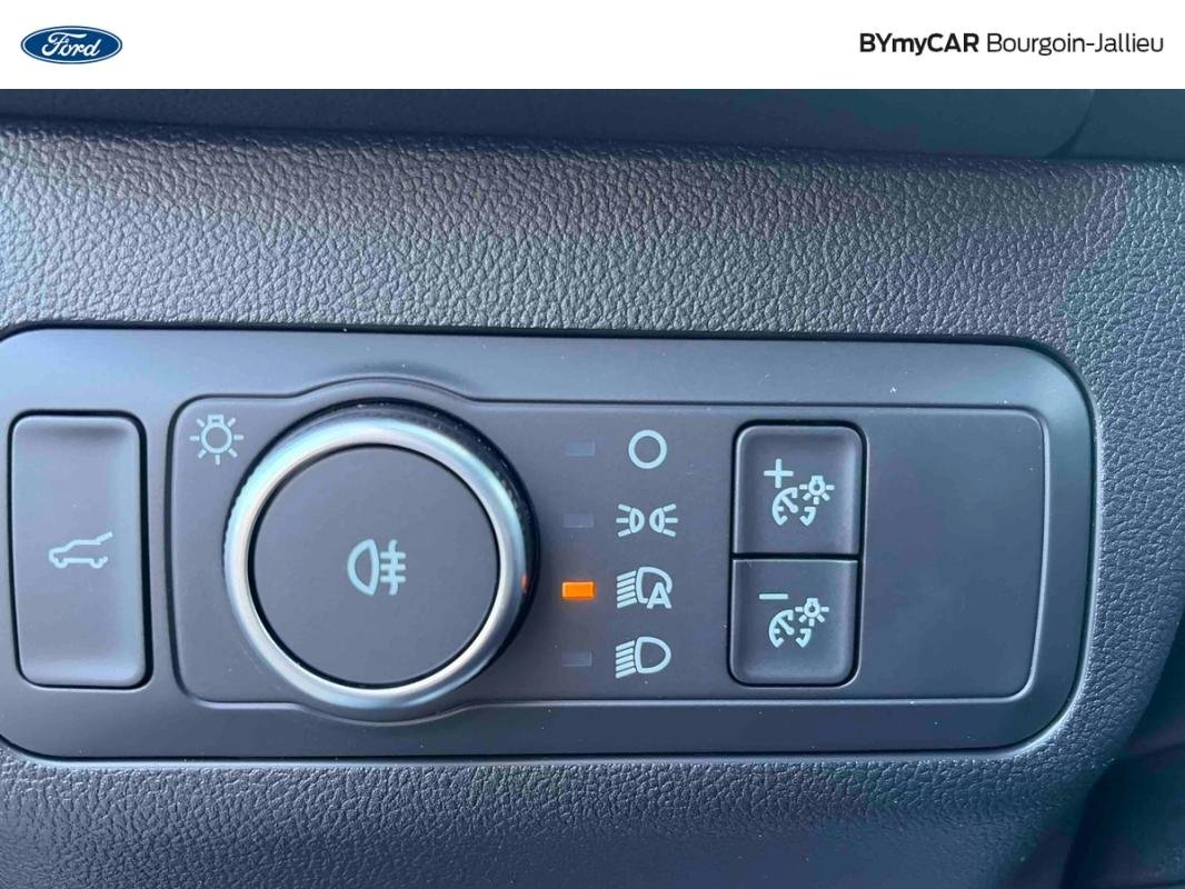 Ford Kuga - Photo 20