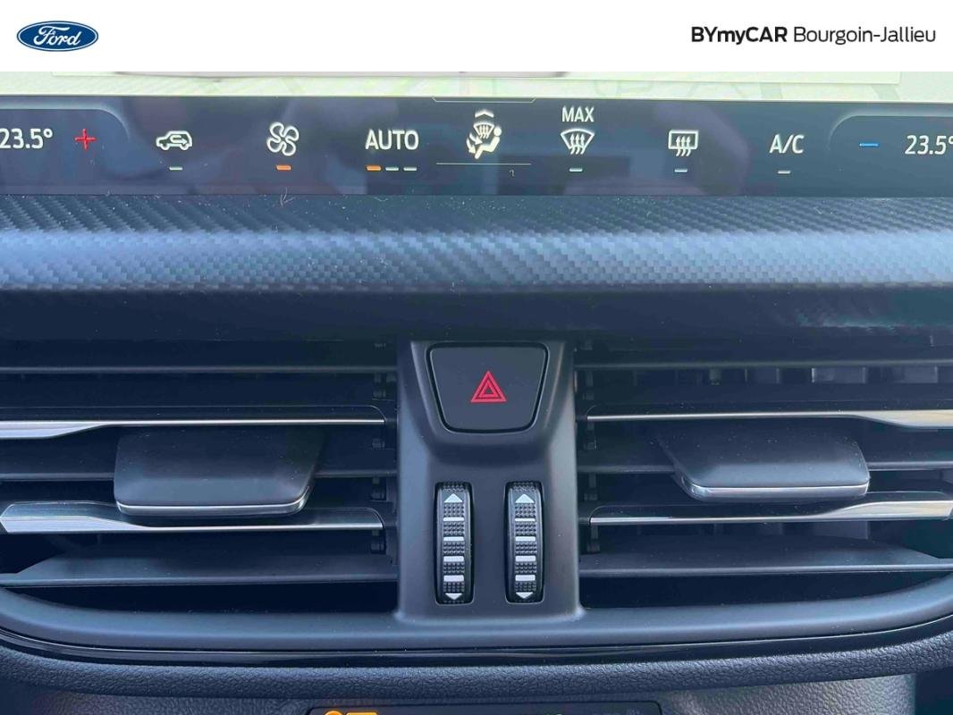 Ford Kuga - Photo 21