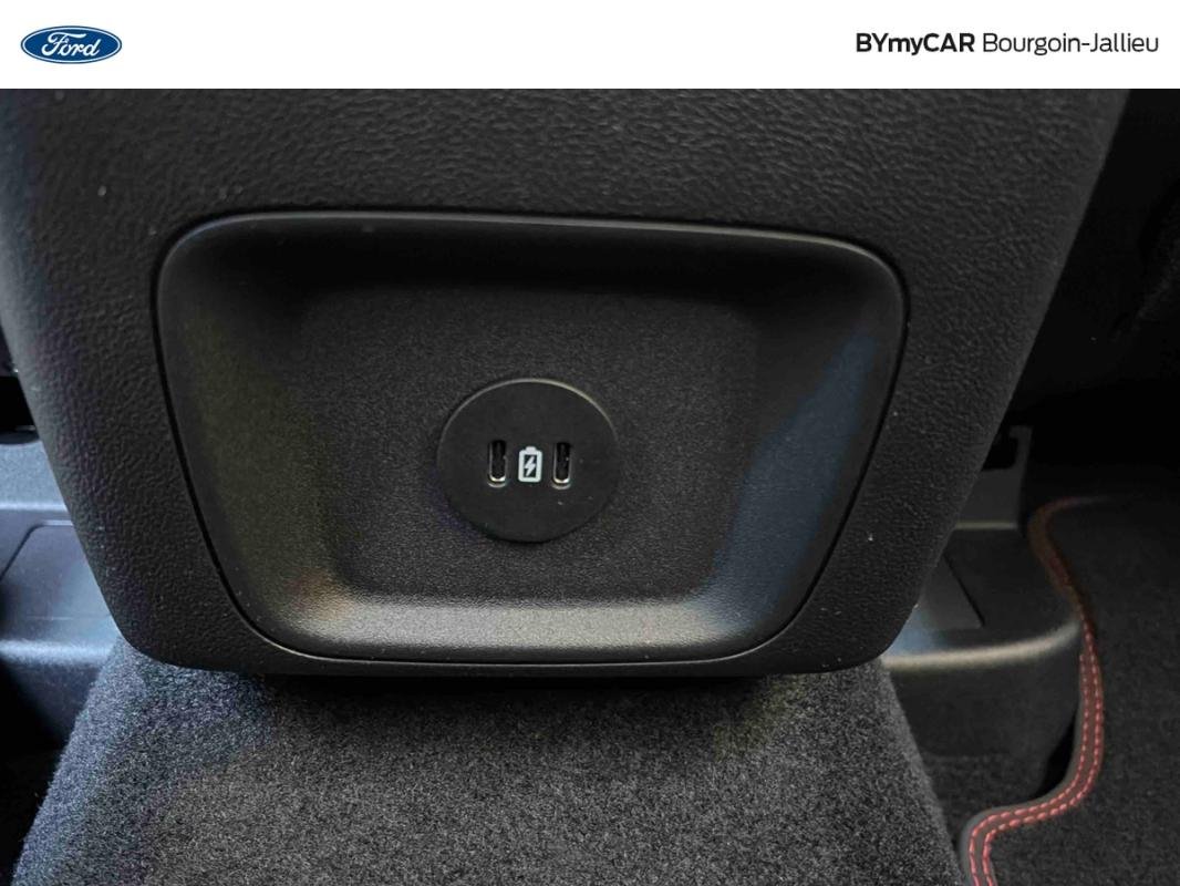 Ford Kuga - Photo 23