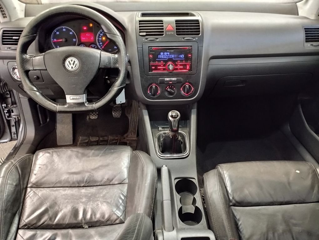 Volkswagen Golf - Photo 3
