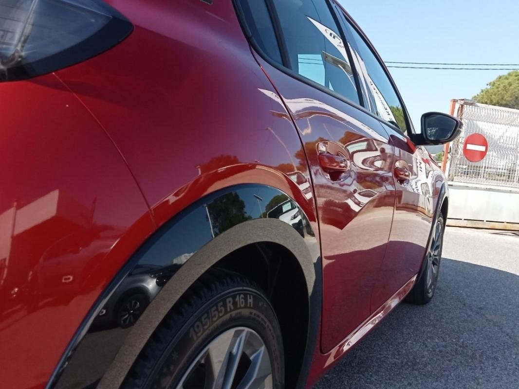 Peugeot E-208 - Photo 35