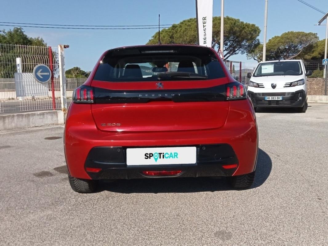 Peugeot E-208 - Photo 46