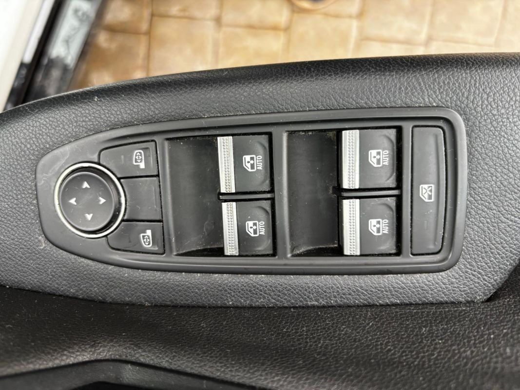 Renault Mégane - Photo 24