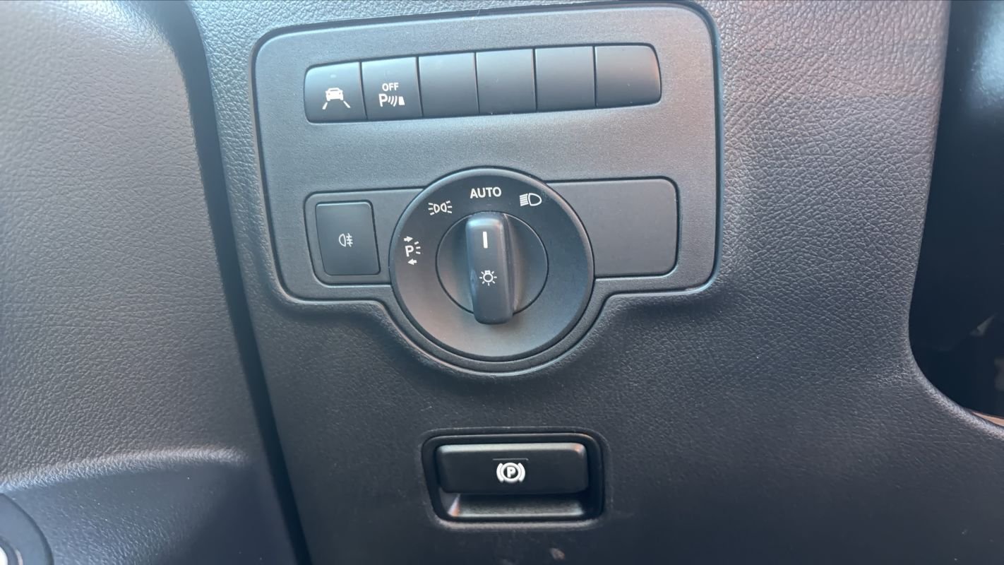 Mercedes Vito - Photo 13