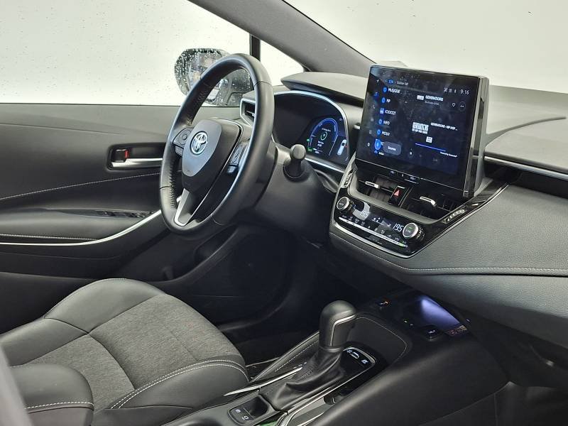 Toyota Corolla - Photo 12