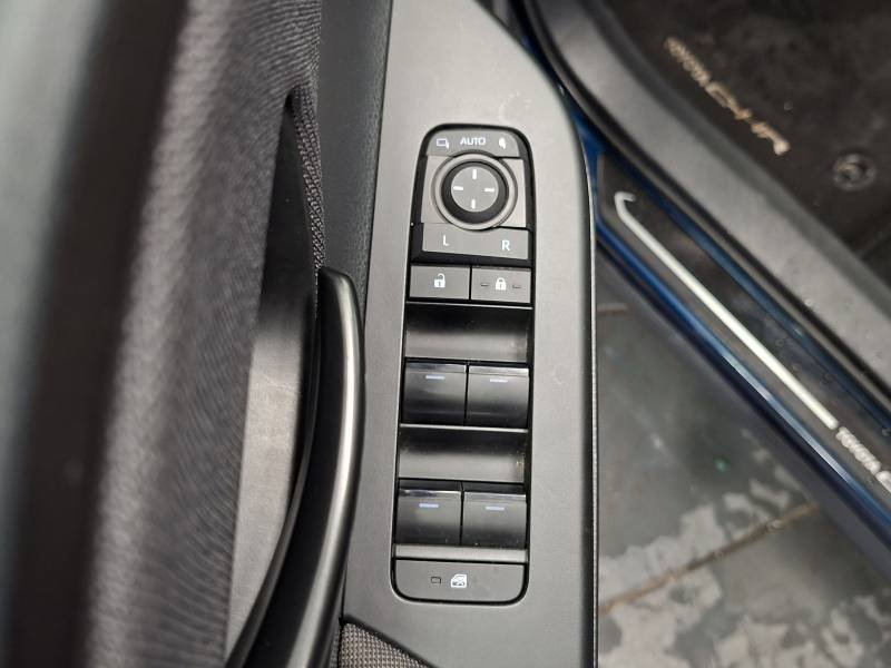 Toyota C-HR - Photo 15