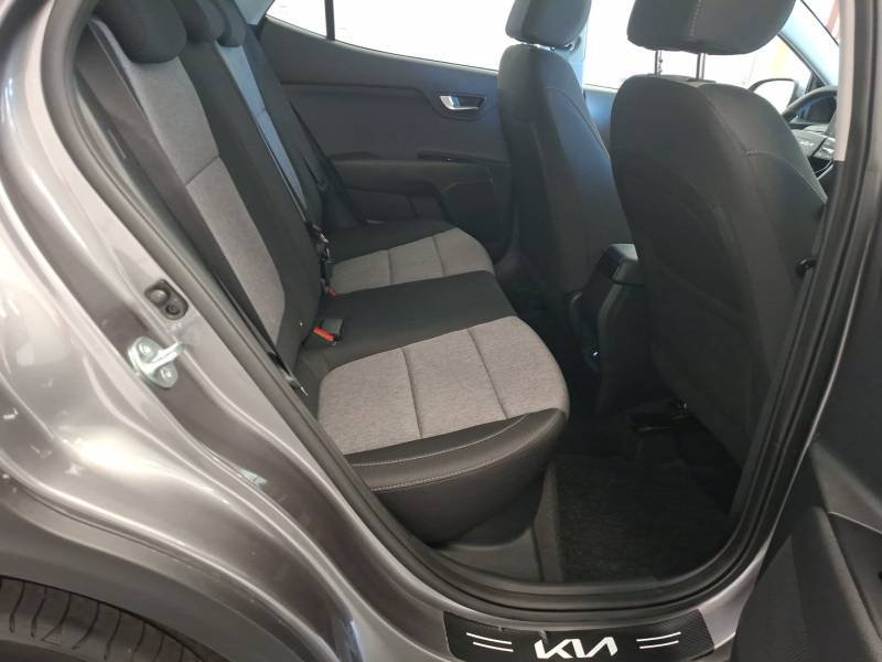 Kia Stonic - Photo 15