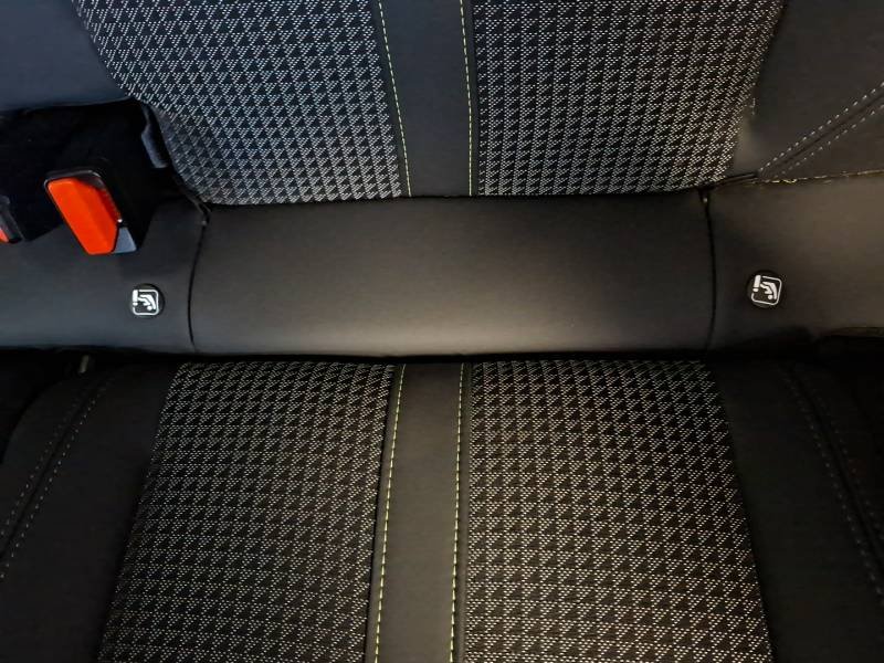 Peugeot 2008 - Photo 37