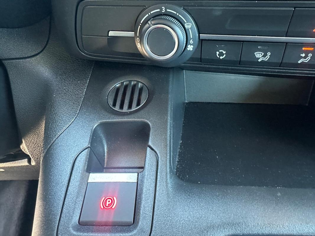 Citroën Berlingo - Photo 20