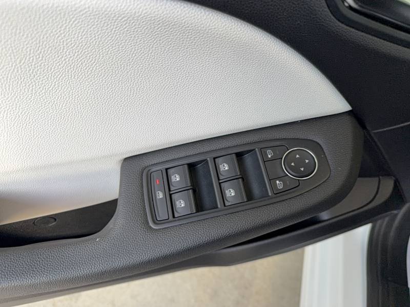 Renault Clio - Photo 18