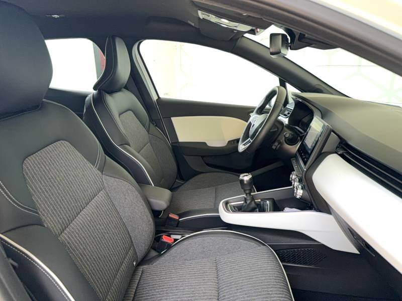Renault Clio - Photo 9