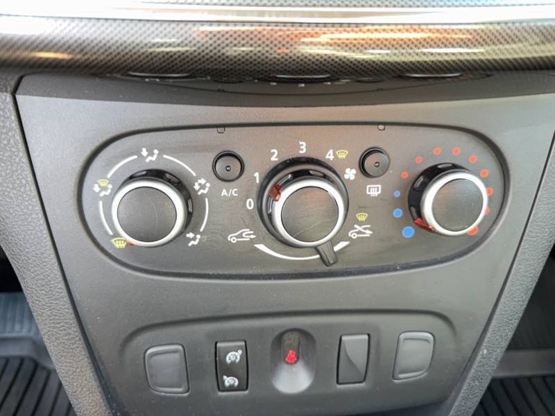 Dacia Sandero - Photo 32