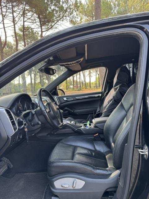 Porsche Cayenne - Photo 11