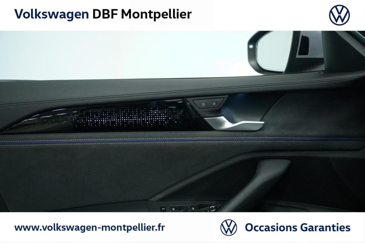 Volkswagen Passat - Photo 11
