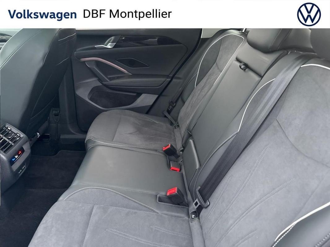 Volkswagen Tiguan - Photo 11
