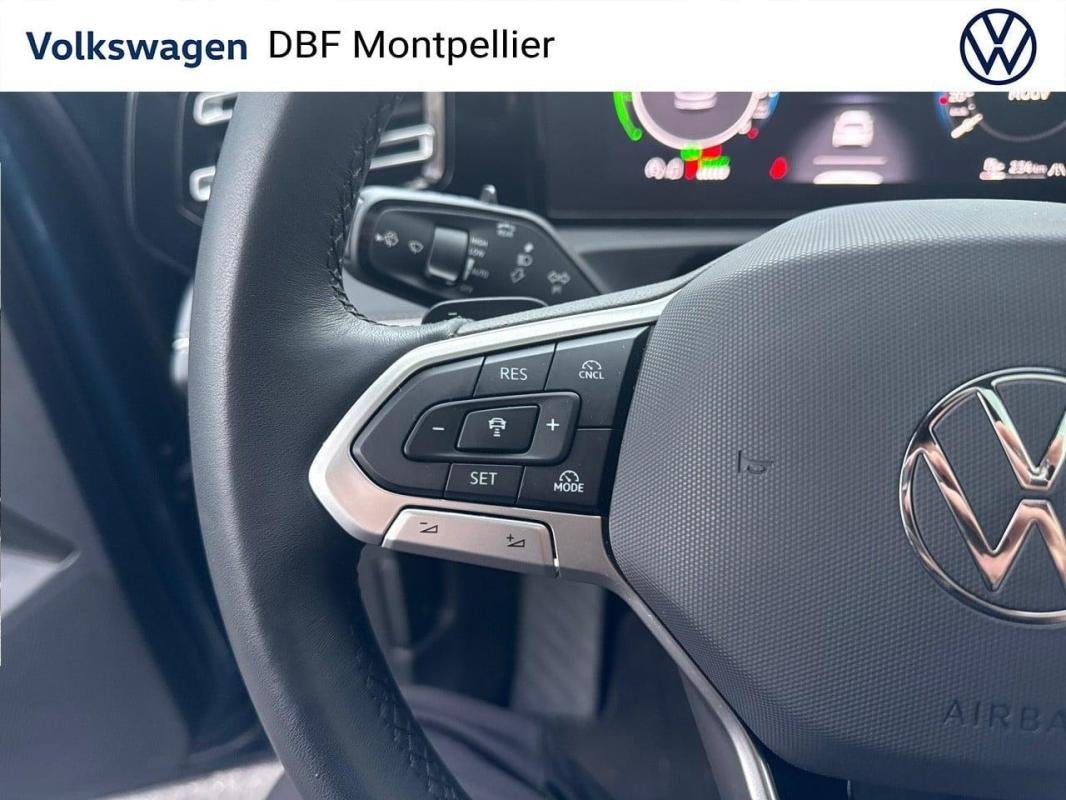 Volkswagen Tiguan - Photo 22
