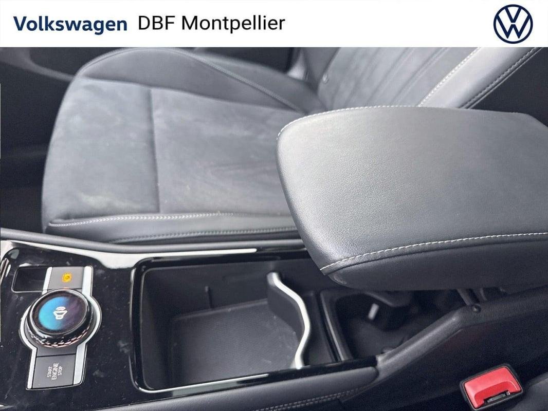 Volkswagen Tiguan - Photo 24