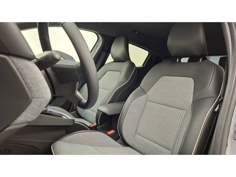Renault Clio - Photo 32