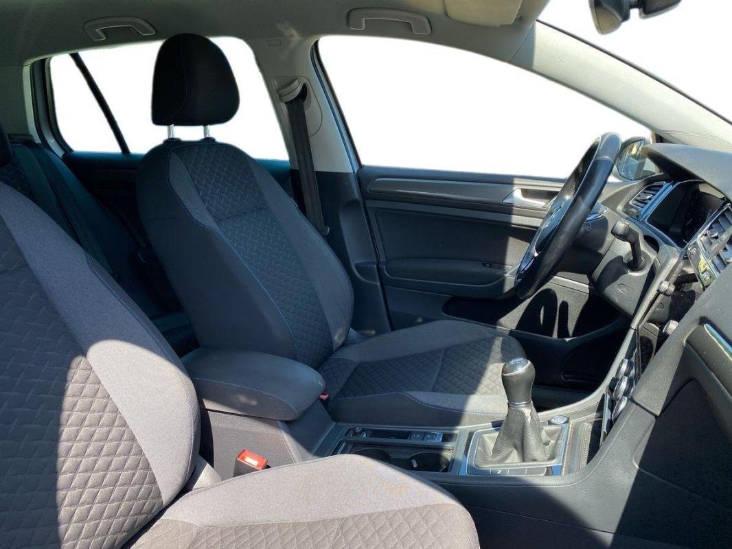Volkswagen Golf - Photo 13