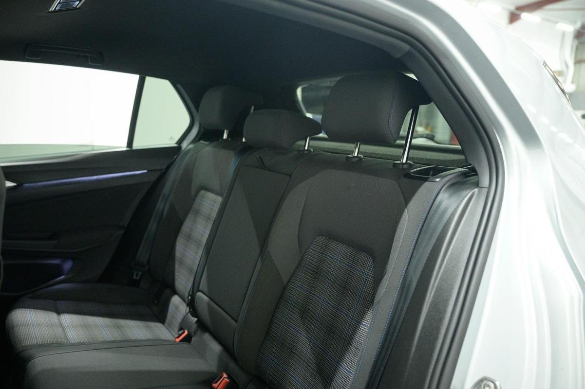 Volkswagen Golf - Photo 16