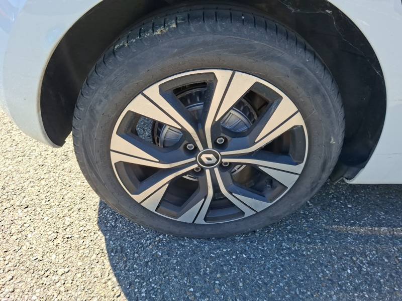 Renault Clio - Photo 18
