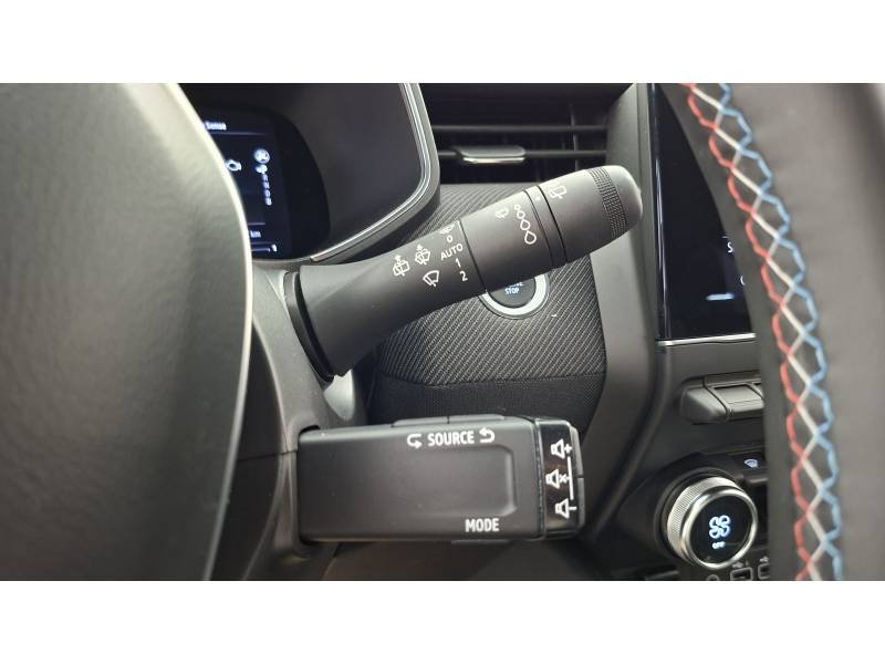 Renault Clio - Photo 24