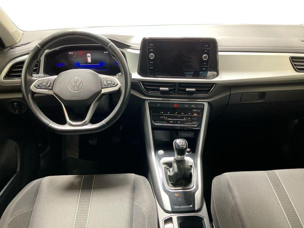 Volkswagen T-Roc - Photo 8
