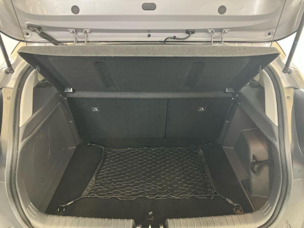 Hyundai Accent - Photo 31