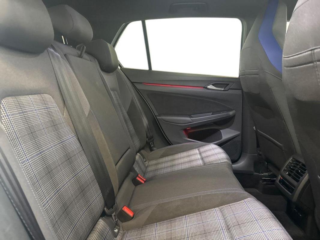 Volkswagen Golf - Photo 23