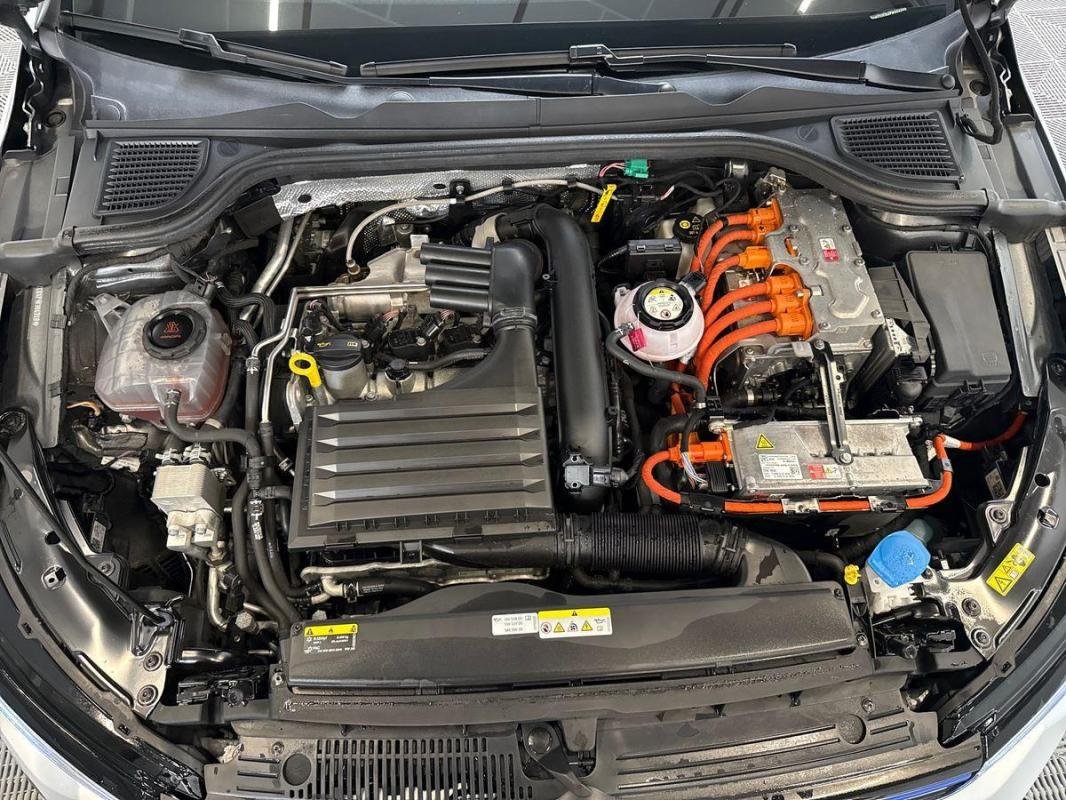 Volkswagen Golf - Photo 33