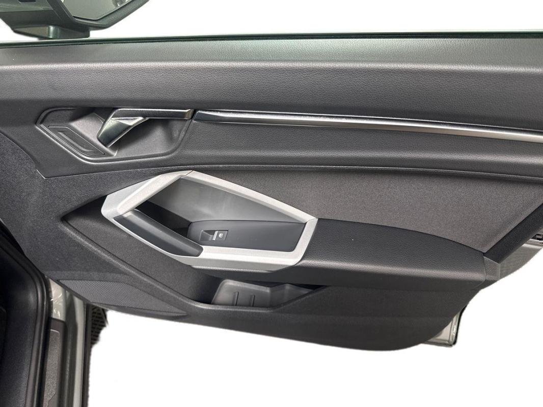Audi Q3 Sportback - Photo 15