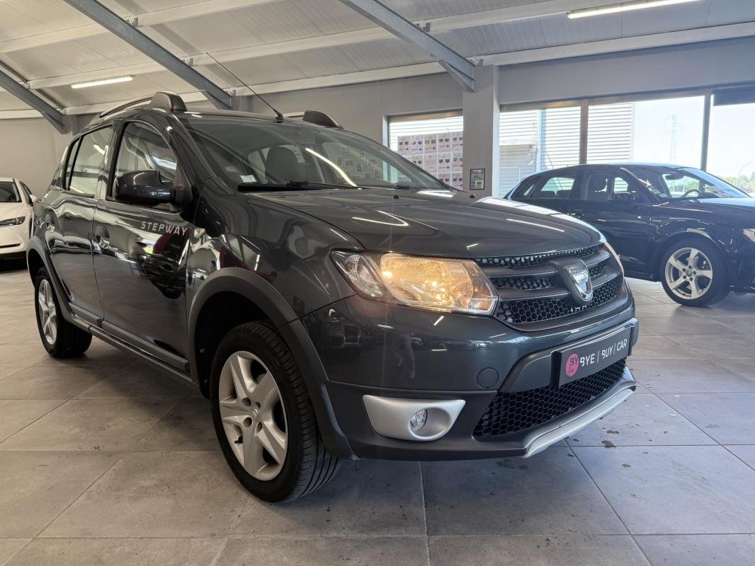 Dacia Sandero - Photo 2
